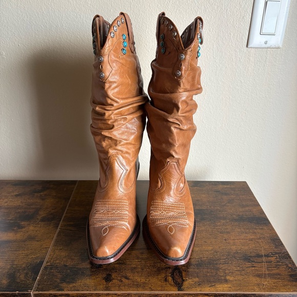 Steve Madden Brown Leather Western Shyann Boots - Picture 2 of 6